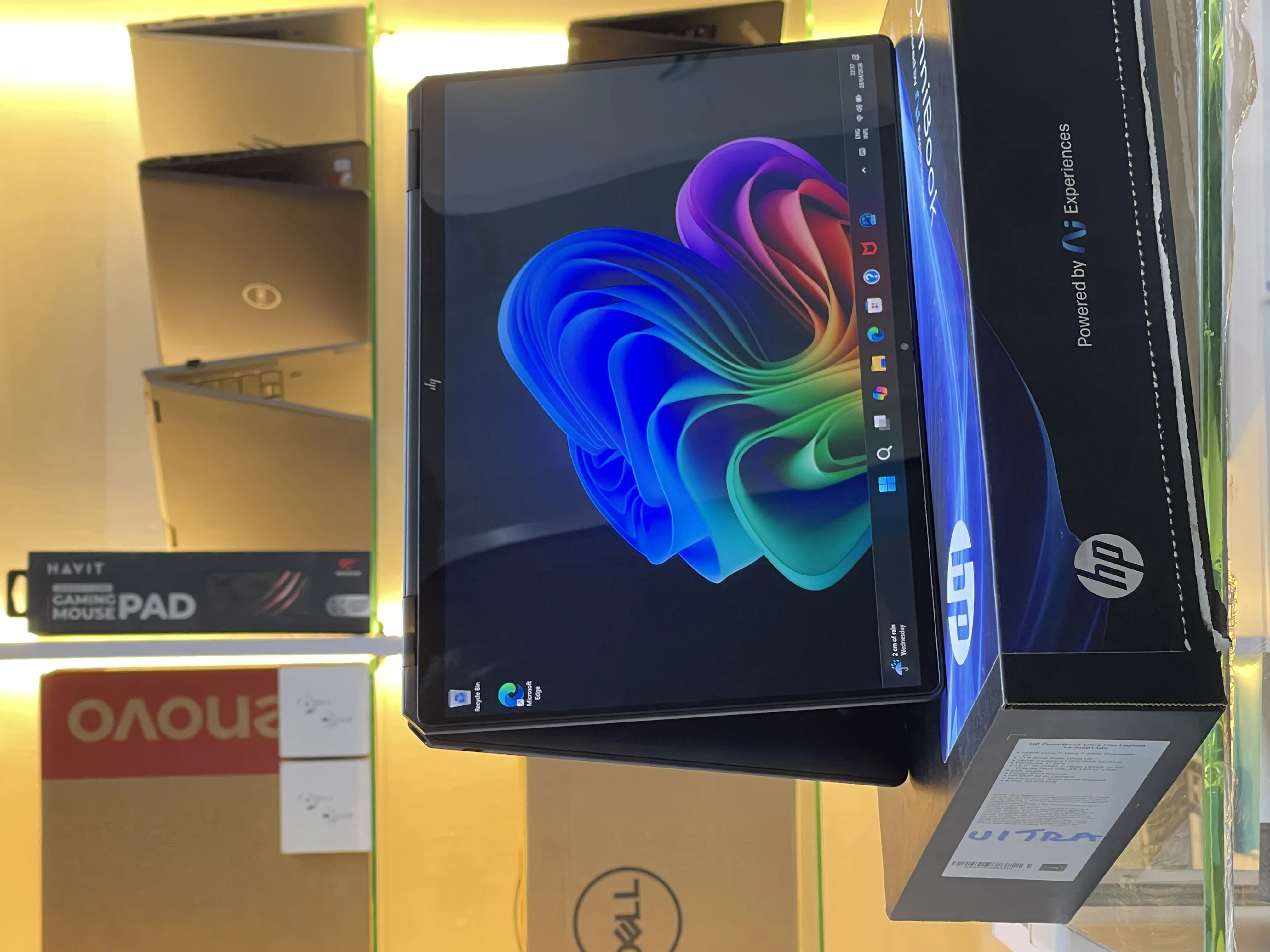 HP OmniBook X Flip 14”