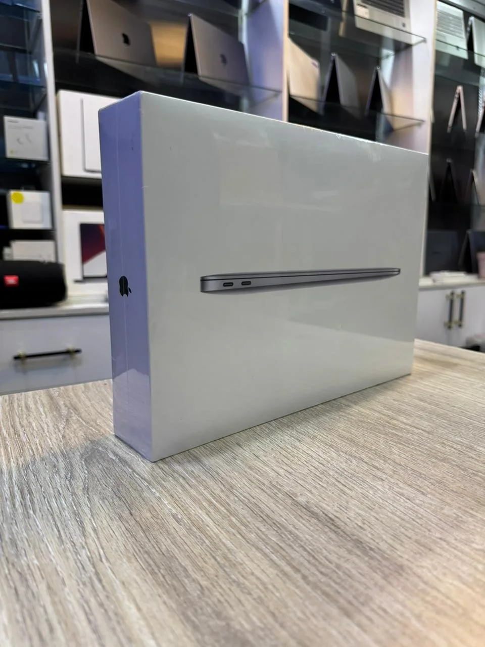 MacBook Air 13-Inch M1 2020 16GB RAM 512GB SSD
