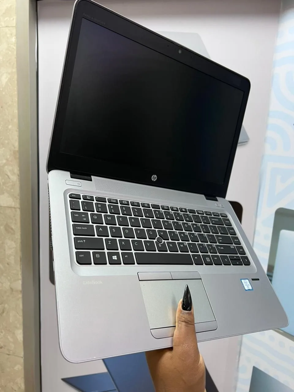 HP EliteBook 840 G3 – Core i7 | 8GB RAM | 256GB SSD