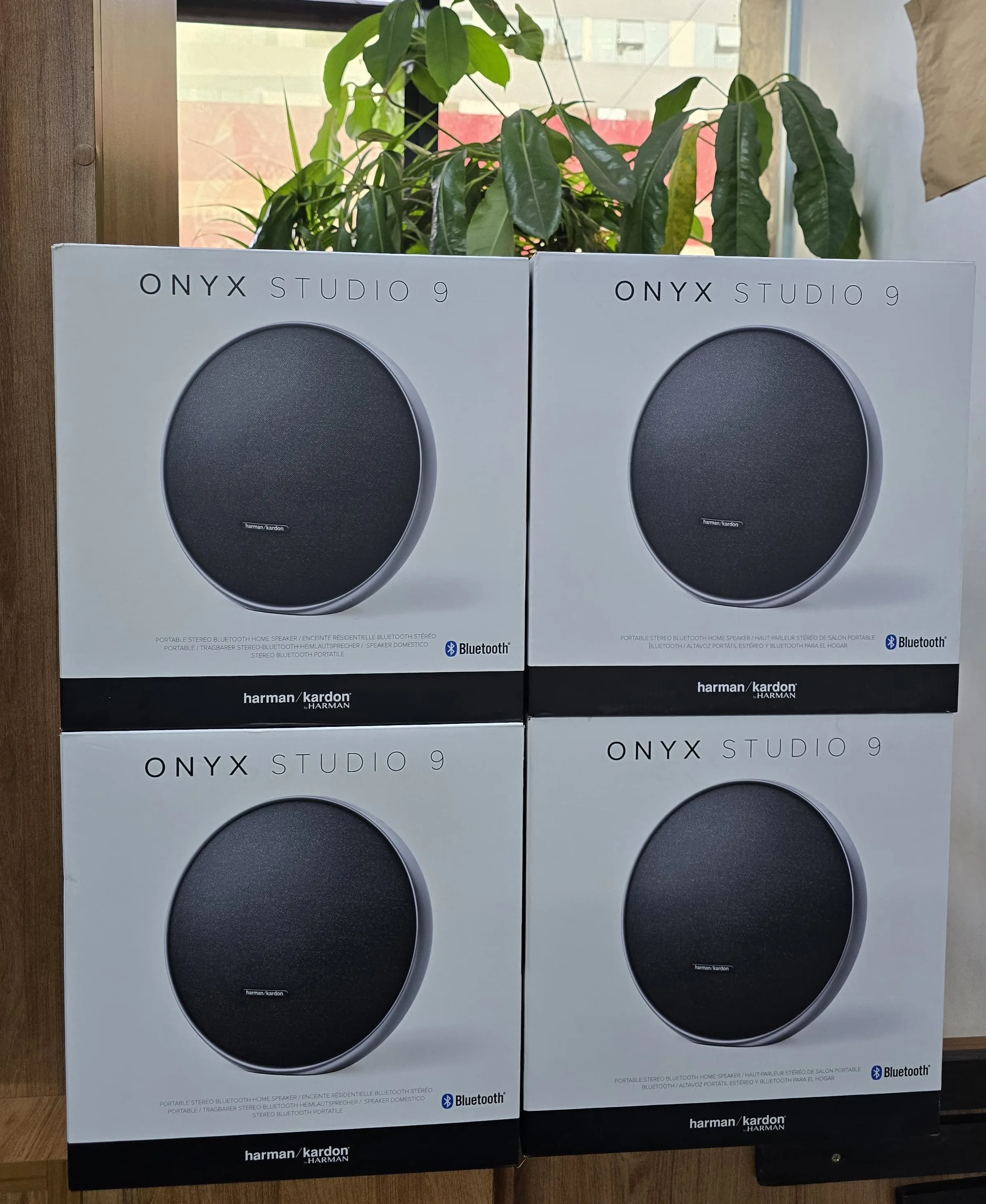 Harman Kardon Onyx Studio 9