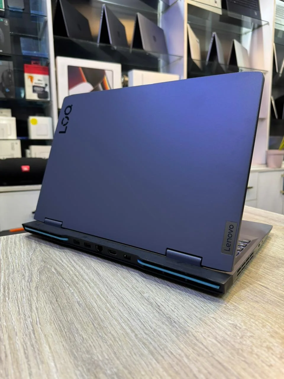 Lenovo LOQ 15 Core i7-13650H 32GB RAM 1TB SSD RTX 4050 6GB 144Hz