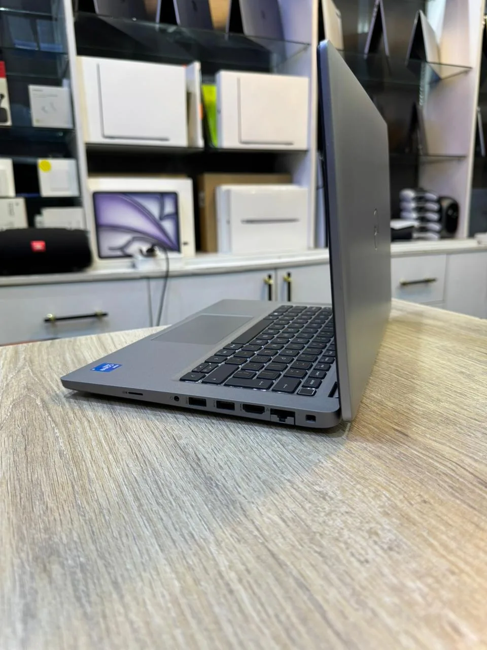 Dell Latitude 5420 Core i5 11th Gen Laptop 8GB RAM 256GB SSD FHD – KSh 45,000