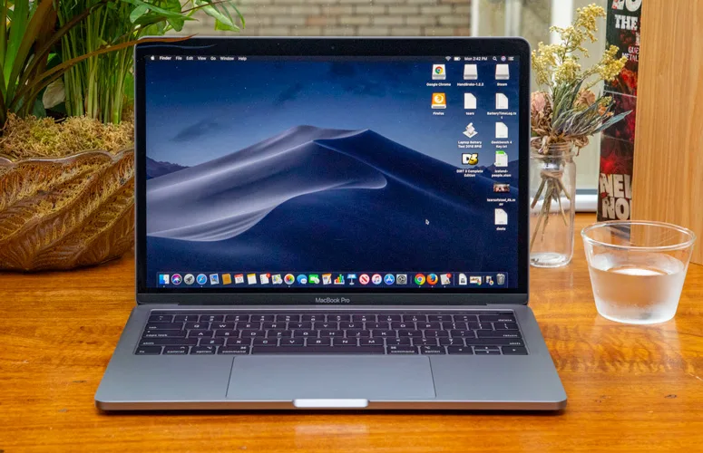 Apple MacBook Pro 13-inch 2018 – Intel Core i7, 16GB RAM, 256GB SSD,