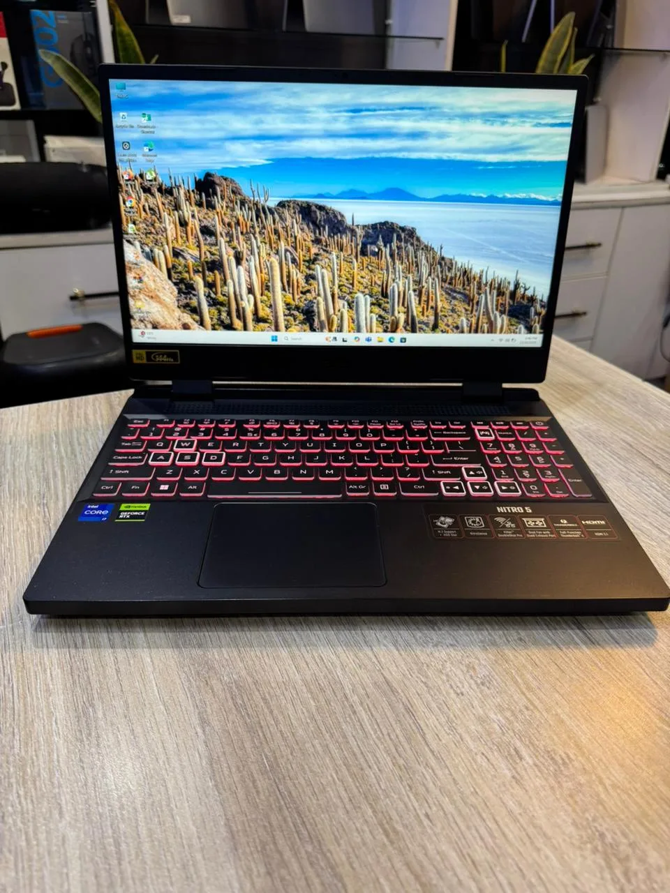 Acer Nitro 5 Core i7 12th Gen 16GB RAM 1TB SSD RTX 4050 6GB 144Hz Gaming Laptop