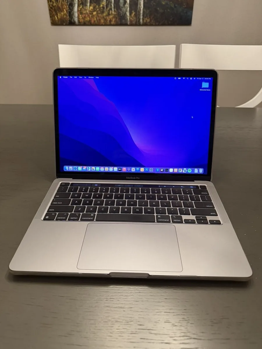 Apple MacBook Pro (13-inch, M1, 2020)