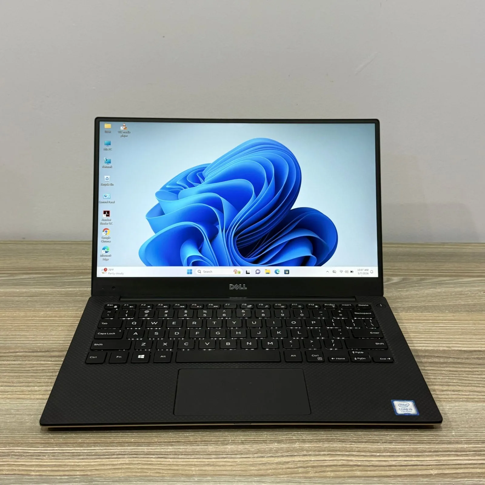 Dell XPS 13 9360 – Intel Core i5 7th Gen | 8GB RAM | 256GB SSD | 13.3” Display