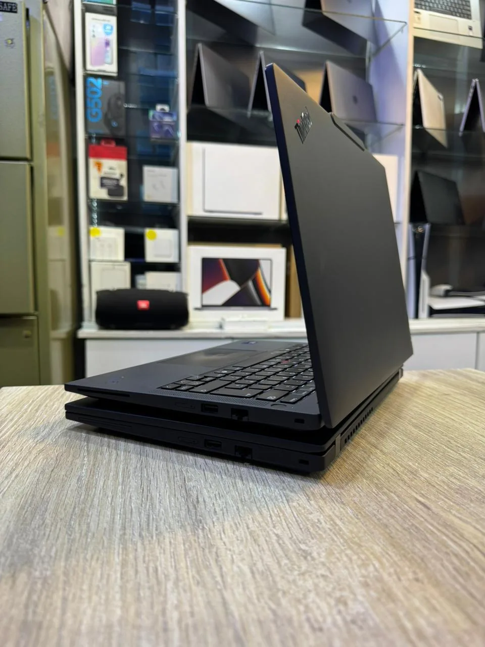 Lenovo ThinkPad T14 Gen 6 / Gen 5 Core Ultra 7 Laptop 16GB RAM 512GB SSD – KSh 85,000