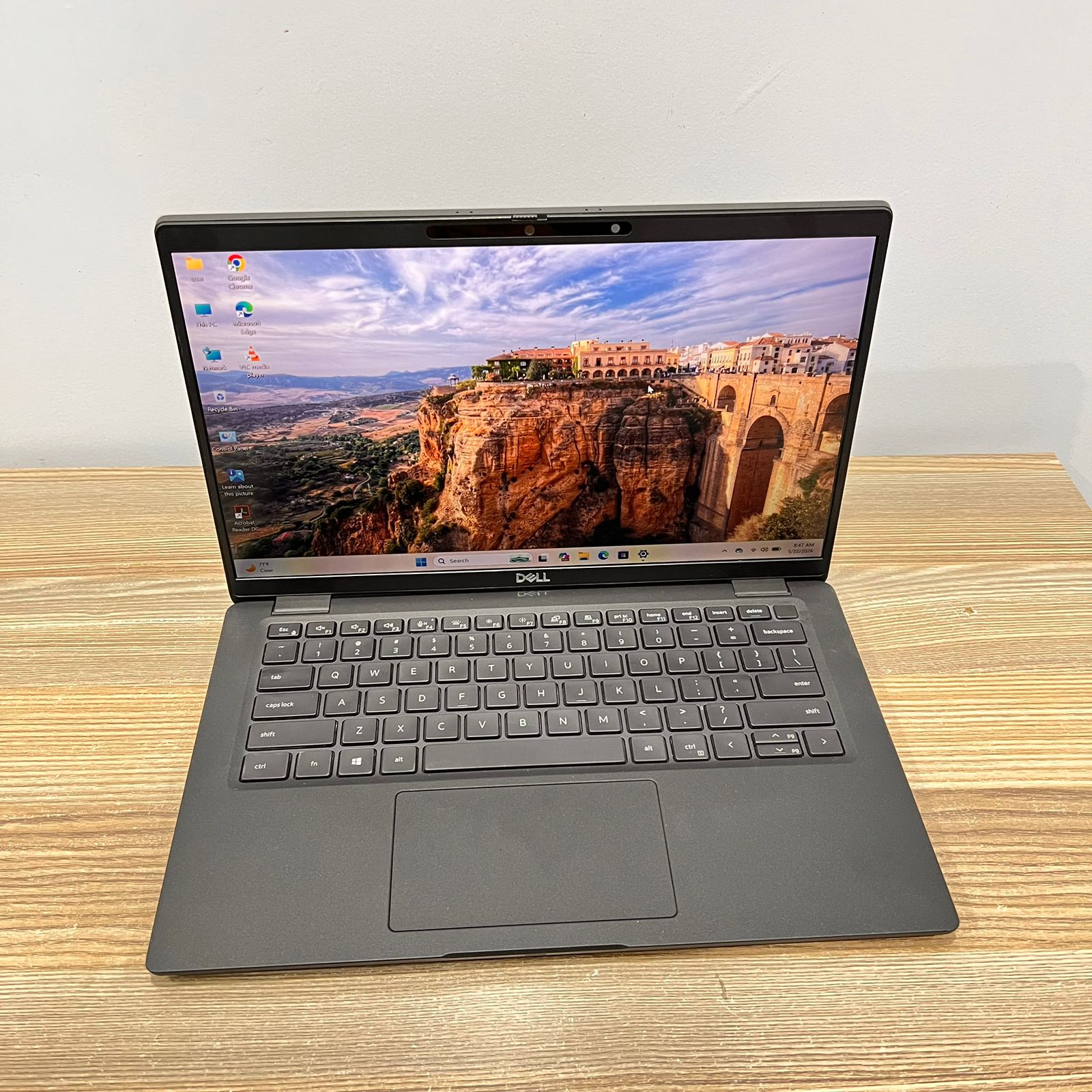 Dell Latitude 7410 – Intel Core i7 10th Gen | 16GB RAM | 256GB SSD | 14” FHD
