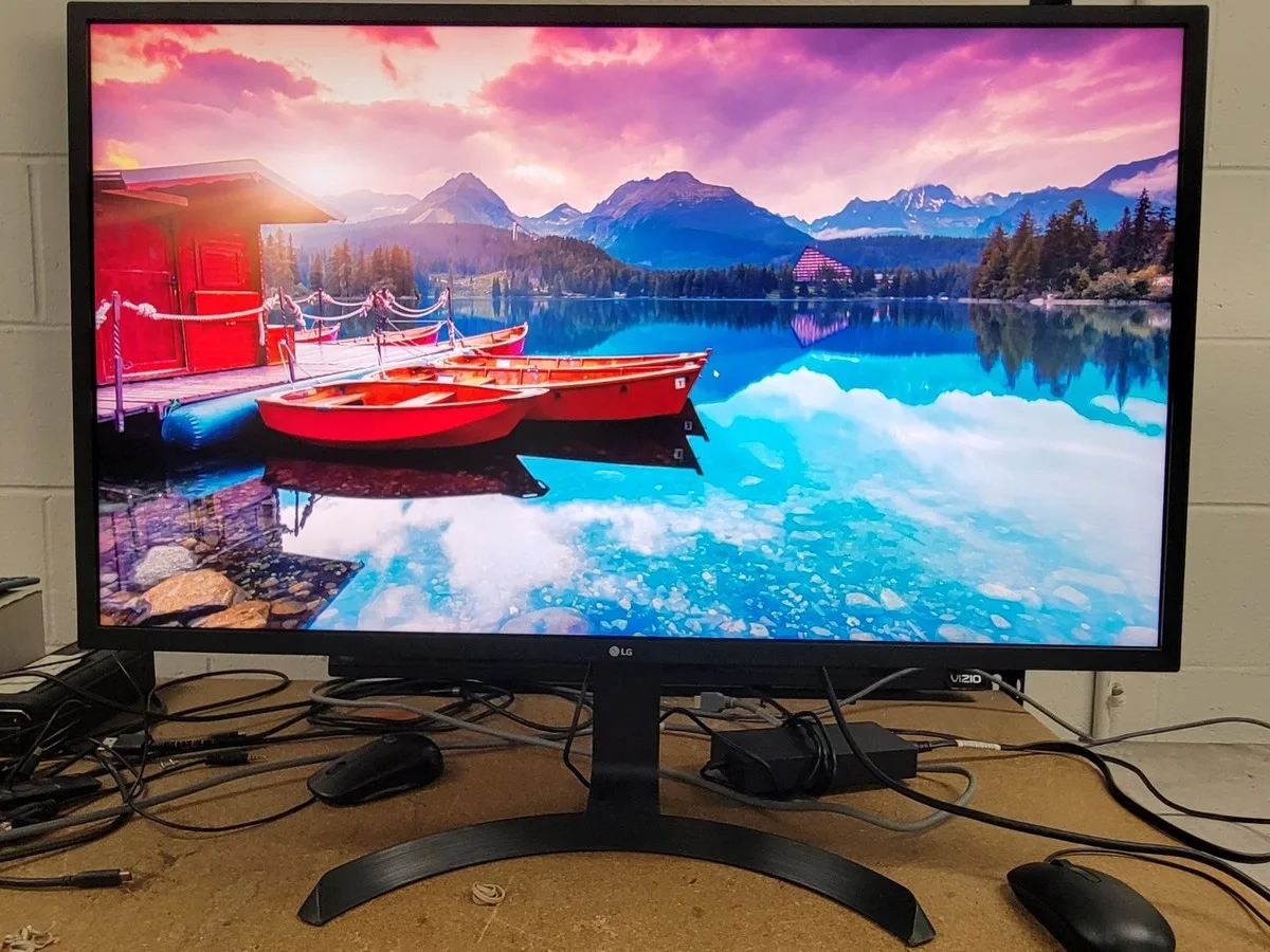 LG 32UD60-B 32-inch 4K UHD LED Monitor