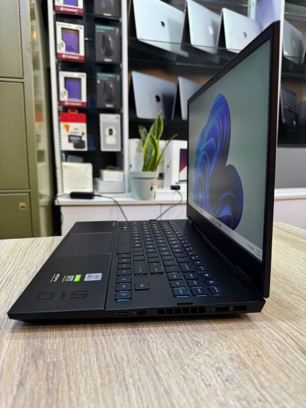 HP Omen 15 – Intel Core i7 10th Gen · 16GB RAM · 1TB SSD – RTX 3070 8GB · RGB Keyboard · 300Hz FHD Display