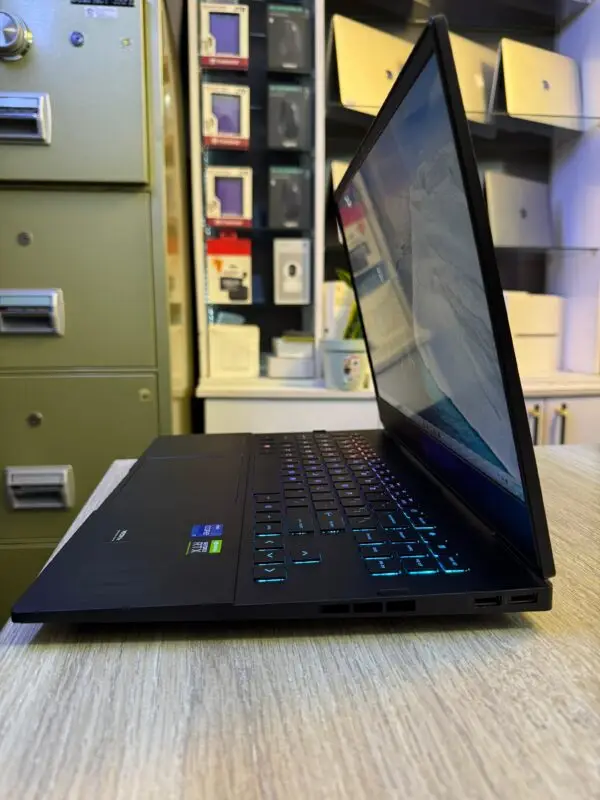 HP Omen 16″ – Intel Core i7 12th Gen · 16GB RAM · 1TB SSD · RTX 3060 6GB · 2K QHD 165Hz · RGB Keyboard
