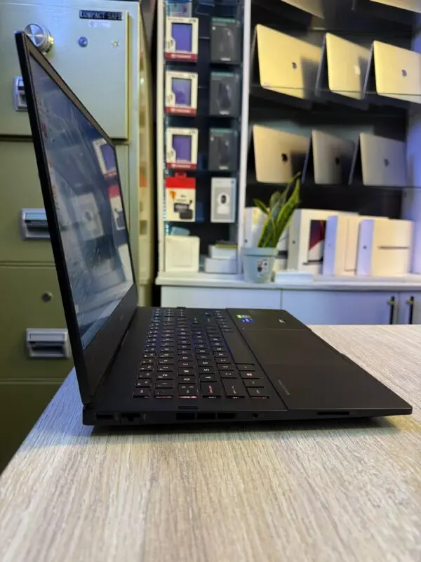 HP Omen 16″ – Intel Core i7 12th Gen · 16GB RAM · 1TB SSD · RTX 3060 6GB · 2K QHD 165Hz · RGB Keyboard