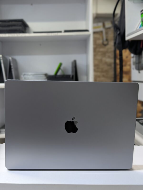 MacBook Pro 16" (2019, A2141) i7 16GB 512GB SSD 4GB VGA | Apple Laptop 