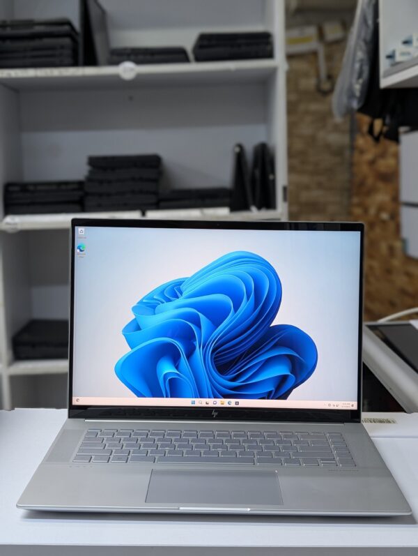 HP Envy 16 Core i7 12th Gen 16GB RAM 1TB SSD Arc A370M 4GB Touchscreen