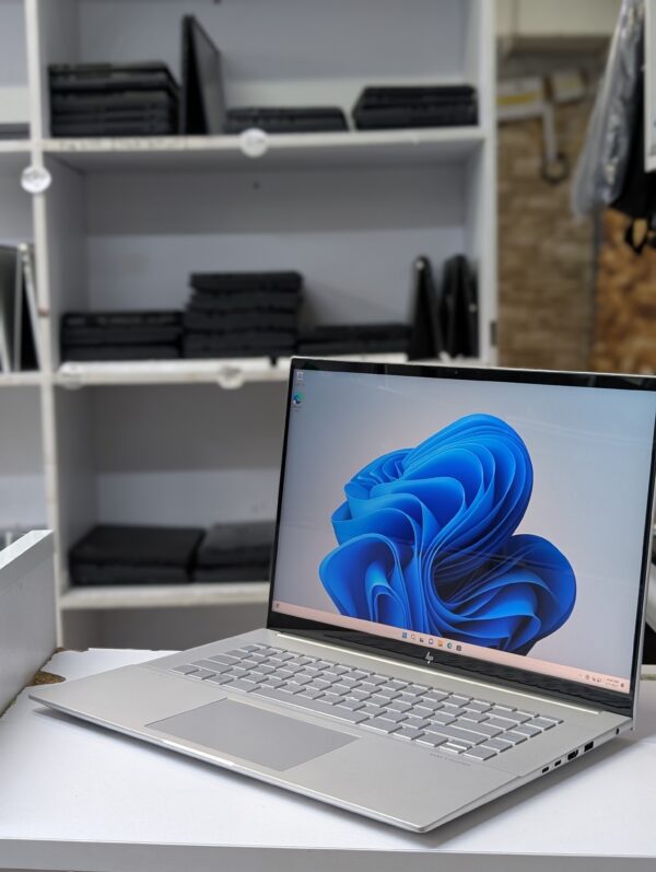 HP Envy 16 Core i7 12th Gen 16GB RAM 1TB SSD Arc A370M 4GB Touchscreen