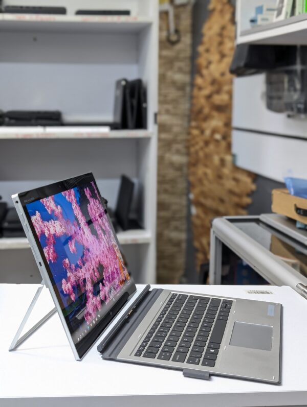 HP EliteBook 1012 – Intel Core i5 7th Gen · 16GB RAM · 256GB SSD – Touchscreen with Stylus