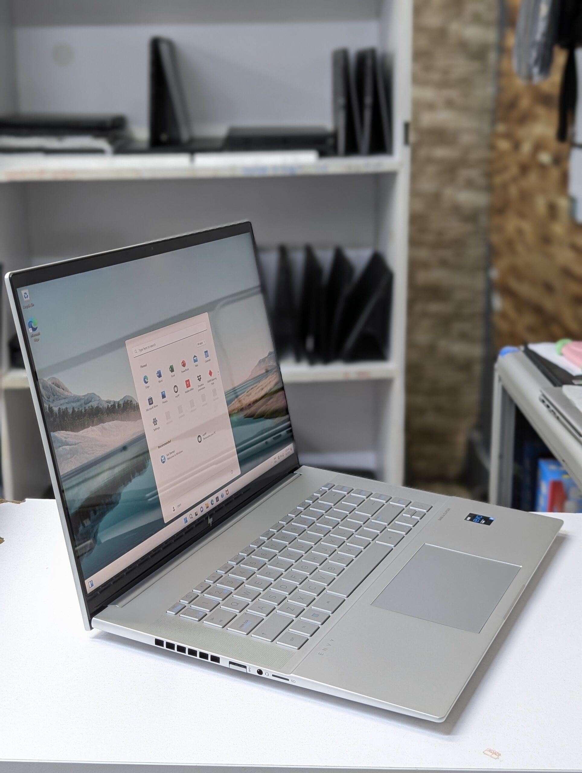 HP Envy 16 – Intel Core i7 12th Gen | Arc A370M 4GB Graphics
