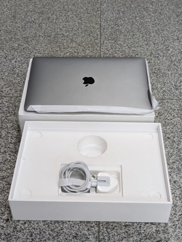 MacBook Air 13" (2020, A2337) M1 8GB 256GB SSD | Apple Laptop Kenya