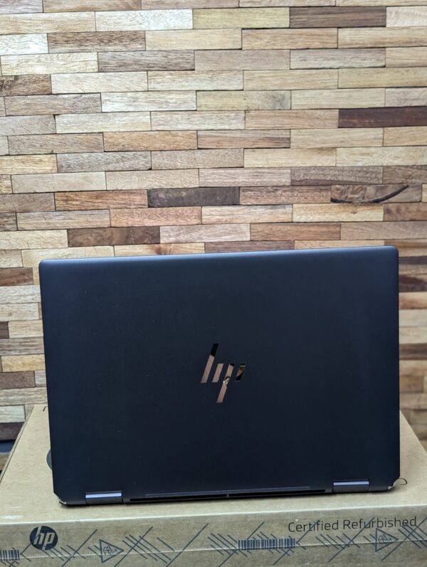 HP Spectre 14 x360 (14-EU0013DX) – Ultra 7, 2.8K OLED Touch, 16GB RAM, 1TB SSD