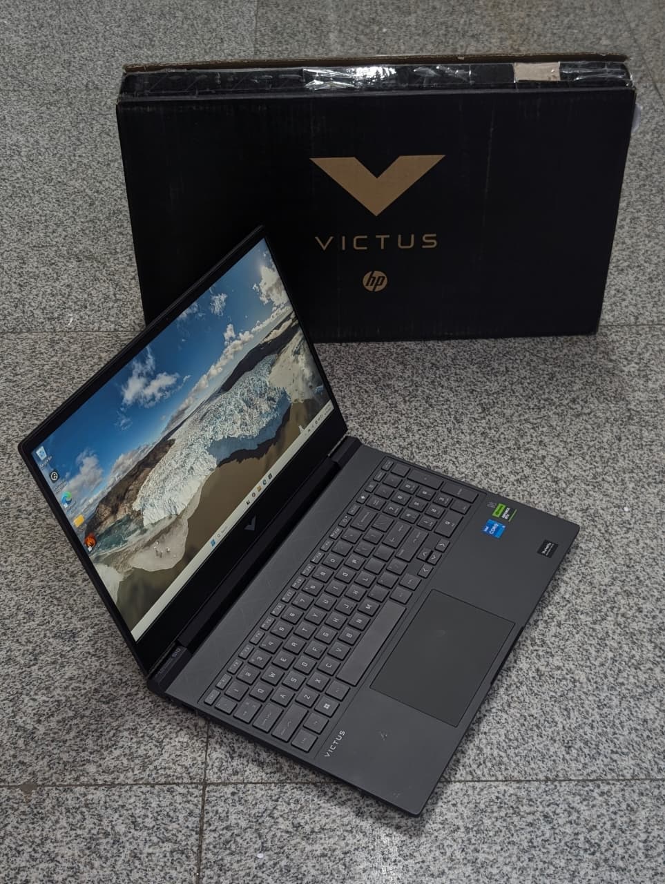 HP Victus 15 Gaming Laptop | Core i5-12450H | 16GB RAM | 1TB SSD | RTX 4050 6GB | 144Hz Display