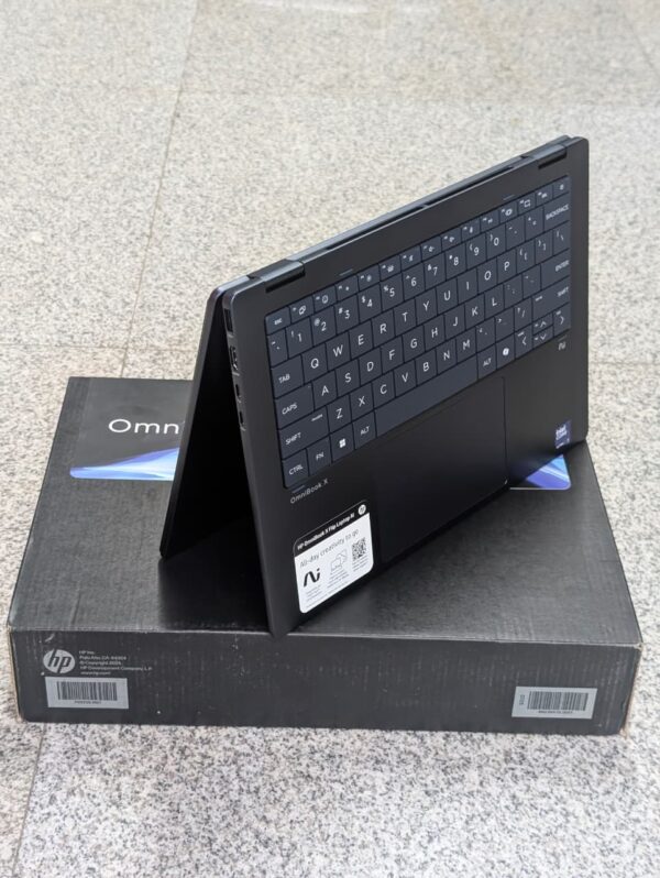 HP OmniBook Flip 5 Core i7 15th Gen 16GB 512GB SSD