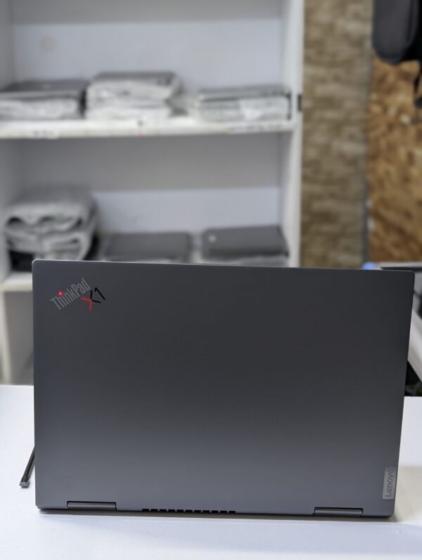 Lenovo X1 Yoga 11th Gen Core i7 32GB  512 GB Touchscreen 2-in-1 EX-UK