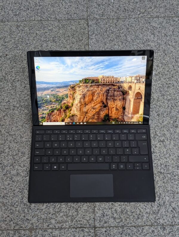 Ex-Uk Microsoft Surface Pro 7 + plus spects, Intel Core i5 11th Gen, 8GB RAM, 256GB 63,000/=